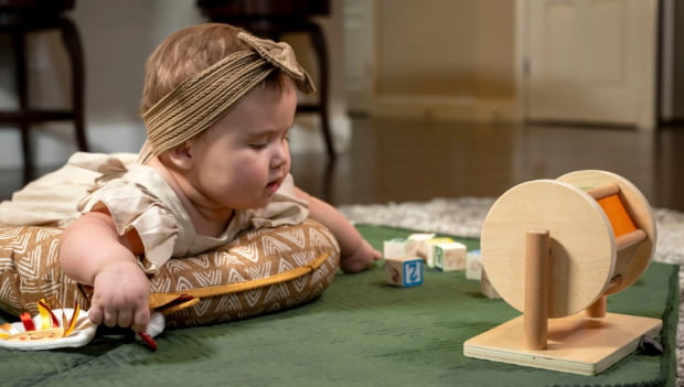nursing pillow tummy time support